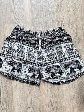 Thai Elephant Print Shorts Women Size S Boho Hippie Beach Summer Festival